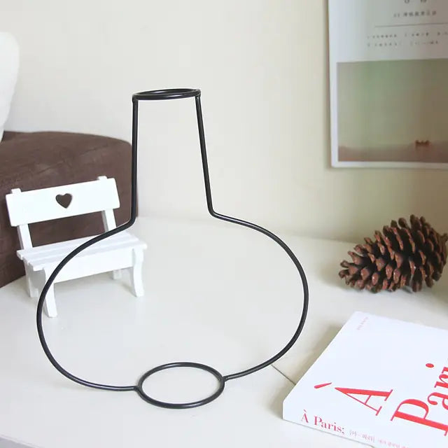 Minimalist Metal Flower Frame